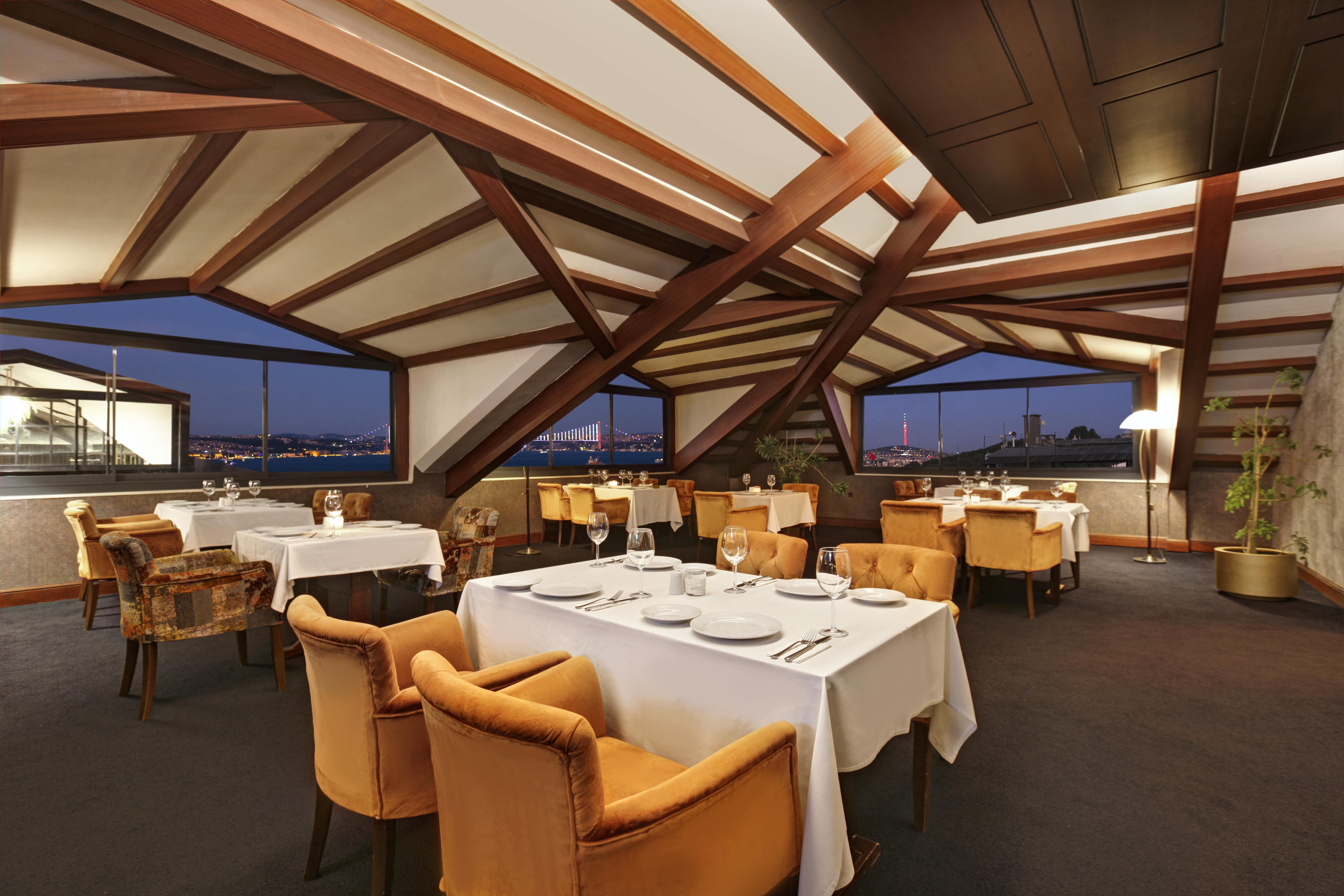 Legacy Ottoman Hotel Istanbul Exterior foto The restaurant