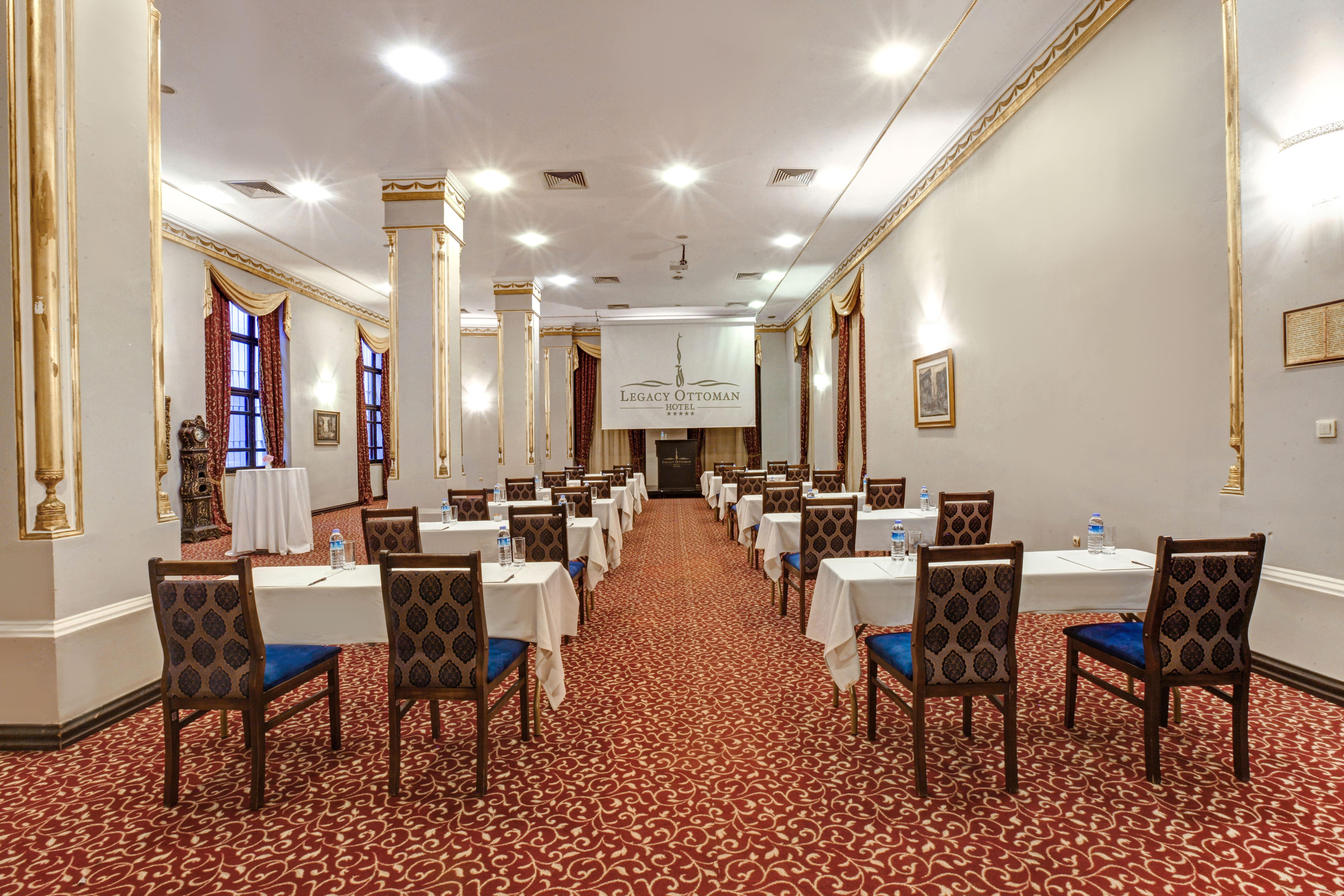 Legacy Ottoman Hotel Istanbul Exterior foto The ballroom